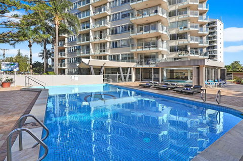 Pacific Regis Beachfront Holiday Apartments - Accommodation Batemans Bay 3