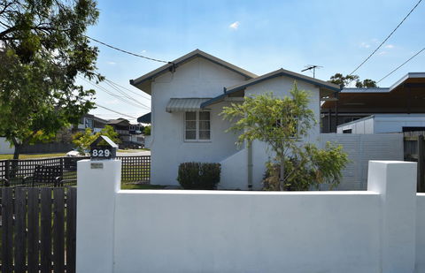 Absolute Waterfront - Accommodation Batemans Bay 6