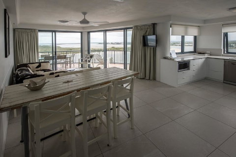 Centrepoint Apartments Caloundra - Accommodation Batemans Bay 21