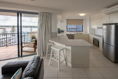 Centrepoint Apartments Caloundra - Accommodation Batemans Bay 8