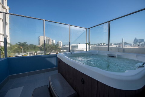 Centrepoint Apartments Caloundra - Accommodation Batemans Bay 3