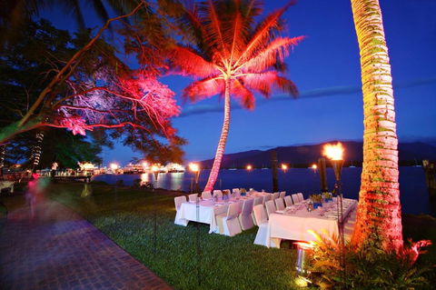 Hilton Cairns - Accommodation Batemans Bay 40