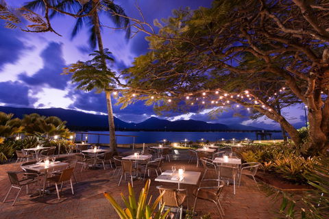 Hilton Cairns - Accommodation Batemans Bay 24