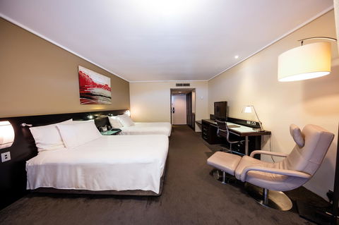 Hilton Cairns - Accommodation Batemans Bay 32