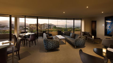 Hilton Cairns - Accommodation Batemans Bay 36