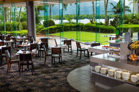 Hilton Cairns - Accommodation Batemans Bay 25