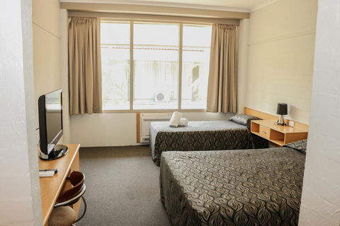 Salisbury Hotel Motel - Accommodation Batemans Bay 11
