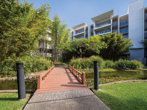 Oaks Brisbane Mews Suites - Accommodation Batemans Bay 1