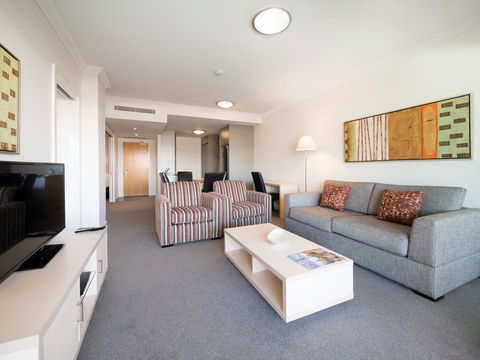 Oaks Brisbane Mews Suites - Accommodation Batemans Bay 12
