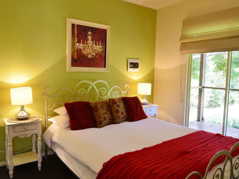 Apple Tree Cottage Montville - Accommodation Batemans Bay 18
