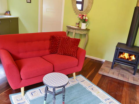 Apple Tree Cottage Montville - Accommodation Batemans Bay 17