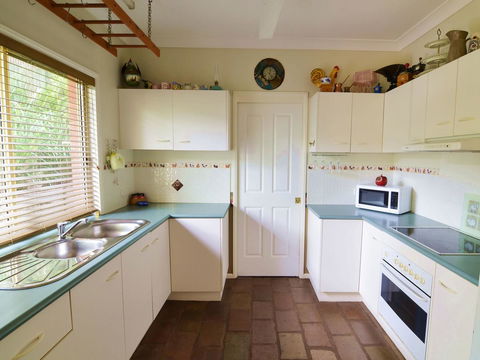 Apple Tree Cottage Montville - Accommodation Batemans Bay 6