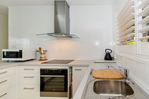 Lowset Sweetie, Central To Everything - Partridge St, Bongaree - Accommodation Batemans Bay 14