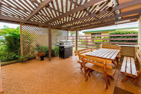 Lowset Sweetie, Central To Everything - Partridge St, Bongaree - Accommodation Batemans Bay 8