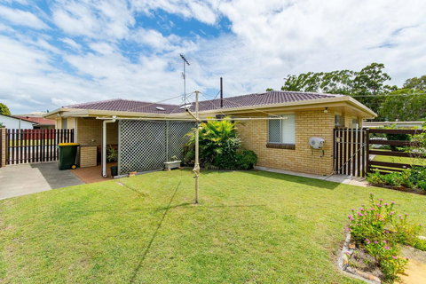 Lowset Sweetie, Central To Everything - Partridge St, Bongaree - Accommodation Batemans Bay 12