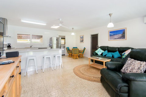 Lowset Sweetie, Central To Everything - Partridge St, Bongaree - Accommodation Batemans Bay 9