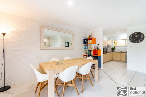 Immaculate Spacious Second Floor Unit Overlooking Pristine Parklands - Accommodation Batemans Bay 6