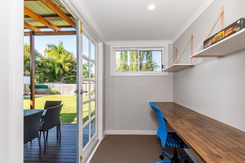 Fabulous Family Destination In Paradise Parade, Bongaree - Accommodation Batemans Bay 9