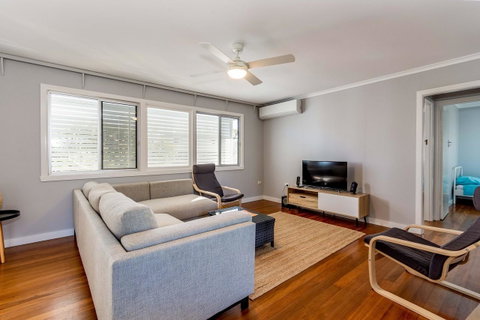 Fabulous Family Destination In Paradise Parade, Bongaree - Accommodation Batemans Bay 1