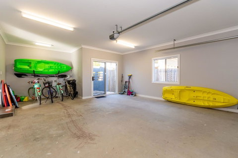 Fabulous Family Destination In Paradise Parade, Bongaree - Accommodation Batemans Bay 4