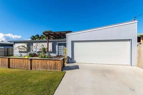 Fabulous Family Destination In Paradise Parade, Bongaree - Accommodation Batemans Bay 8
