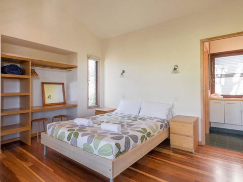 Laguna House - Accommodation Batemans Bay 6