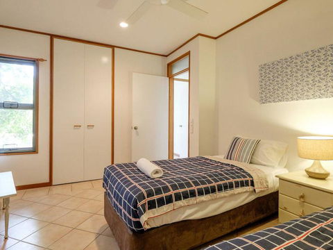 Claytons 1 By Discover Stradbroke - Accommodation Batemans Bay 24