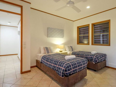 Claytons 1 By Discover Stradbroke - Accommodation Batemans Bay 8