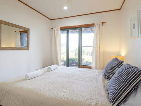 Claytons 1 By Discover Stradbroke - Accommodation Batemans Bay 6