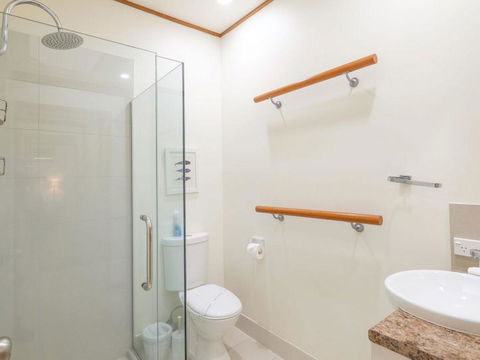 Claytons 1 By Discover Stradbroke - Accommodation Batemans Bay 22