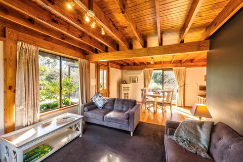 Parnella Adventure Bay, Bruny Island - Accommodation Batemans Bay 2