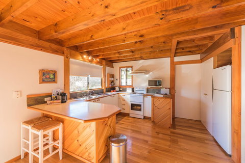 Parnella Adventure Bay, Bruny Island - Accommodation Batemans Bay 4