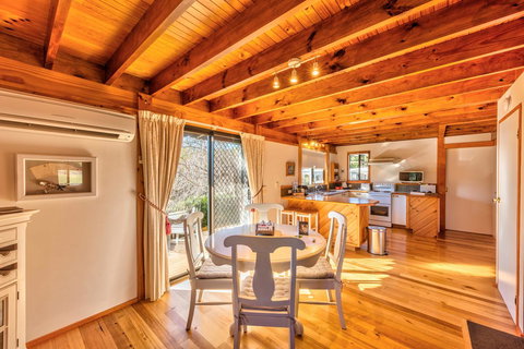 Parnella Adventure Bay, Bruny Island - Accommodation Batemans Bay 3