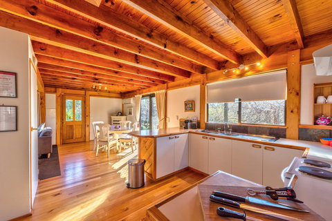 Parnella Adventure Bay, Bruny Island - Accommodation Batemans Bay 6