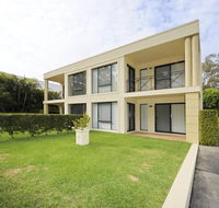 'Bagnall Views' 2/161 Government Rd - Stylish  modern duplex across the road to the waters edge - Accommodation Batemans Bay