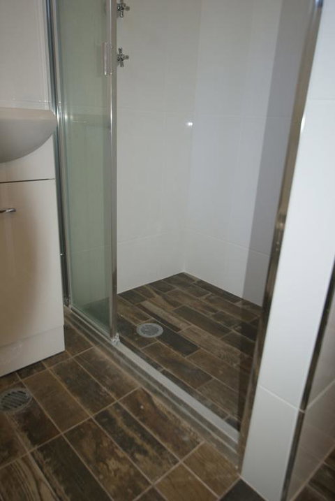 'Bay Dream' Upstairs Unit Three - Accommodation Batemans Bay 3