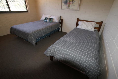 'Bay Dream' Upstairs Unit Three - Accommodation Batemans Bay 2