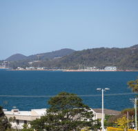 'GrandView' 10 Grandview Close - huge house with water views aircon WIFI Netflix Foxtel  Billiard Table - Accommodation Batemans Bay