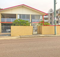 'Mooring Two Upstairs' 23 Shoal Bay Rd - Stunning views WIFI Air Conditioning and Boat Parking - Accommodation Batemans Bay