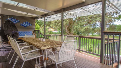 'RIVERSIDE RETREAT' 544 Ocean Drive, North Haven - Accommodation Batemans Bay 0