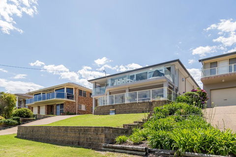 'Salt & Light' Mollymook - Accommodation Batemans Bay 1