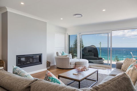 'Salt & Light' Mollymook - Accommodation Batemans Bay 3