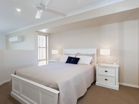 'Walk On Birubi', 1/40 Ocean Ave - Pet Friendly, WIFI, Boat Parking & Water Views - Accommodation Batemans Bay 2
