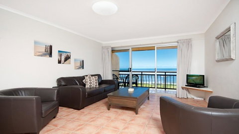 10T Beachfront Apartments - Accommodation Batemans Bay 0