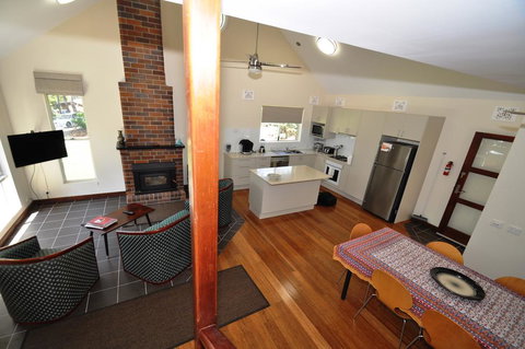 11 Barkala St. Dalmeny - Accommodation Batemans Bay 1