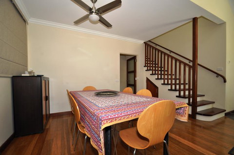 11 Barkala St. Dalmeny - Accommodation Batemans Bay 3