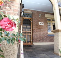 123 Hill St Heart of Orange Double Brick - Accommodation Batemans Bay