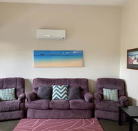 2 Bed Rooms Granny Flat - Complete Privacy - Accommodation Batemans Bay