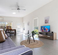 2 Bedroom w/Parking Near Central Cessnock - Accommodation Batemans Bay