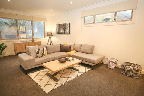 22 Riverside - Accommodation Batemans Bay 0